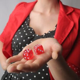 🎲   Réfléchir au sens de la vie avec légèreté et profondeur 🌟