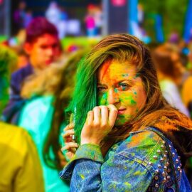 🎨 Ce que les couleurs disent de nous et comment en faire un outil pour booster notre optimisme 🌈